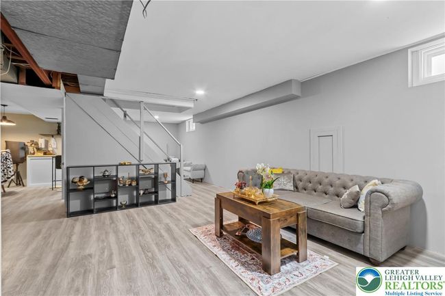 1373 Puggy Ln, House other with 4 bedrooms, 2 bathrooms and null parking in BETHLEHEM PA | Image 30