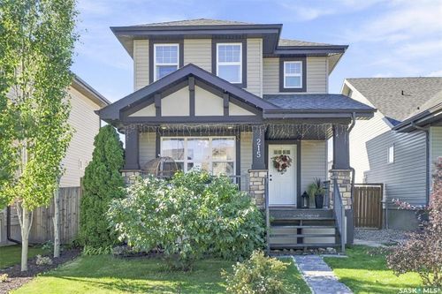 215 Coad Manor, Saskatoon, SK, S7R0A7 | Card Image