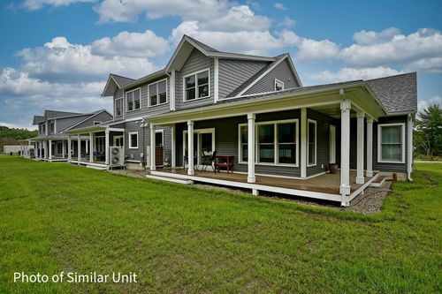 24 Kasnet Dr, Rye, NH, 03870-4404 | Card Image