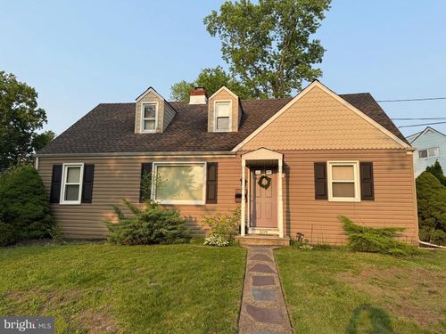 509 5th Ave, BARRINGTON, NJ, 08007-1038 | Card Image