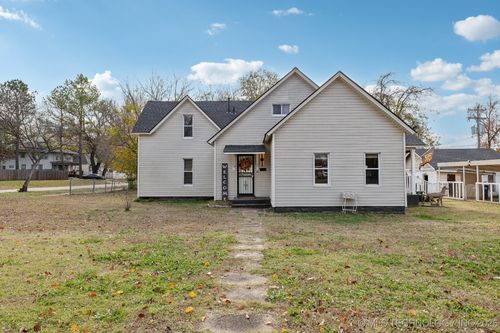 200 Vine Avenue, Cleveland, OK, 74020 | Card Image