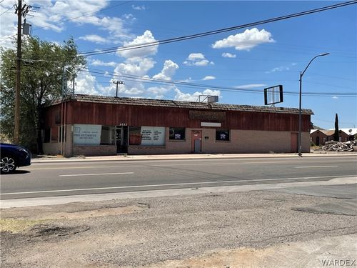 2032 E Andy Devine Ave, Kingman, AZ, 86401-6259 | Card Image