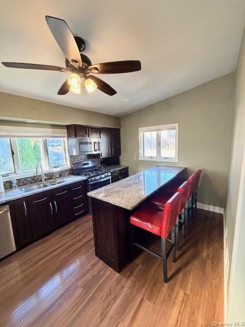 2-25 Mansion Ave, Yonkers, NY, 10704-1123 | Card Image