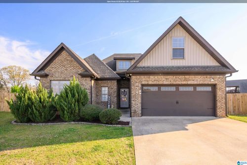 104 Mayflower Cir, MONTEVALLO, AL, 35115-8635 | Card Image