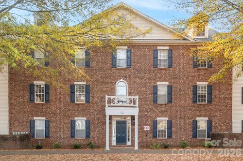 unit-202-298 Town Park Dr, Bermuda Run, NC, 27006-8625 | Card Image