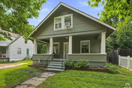 1809 Mississippi St, Lawrence, KS, 66044-4065 | Card Image