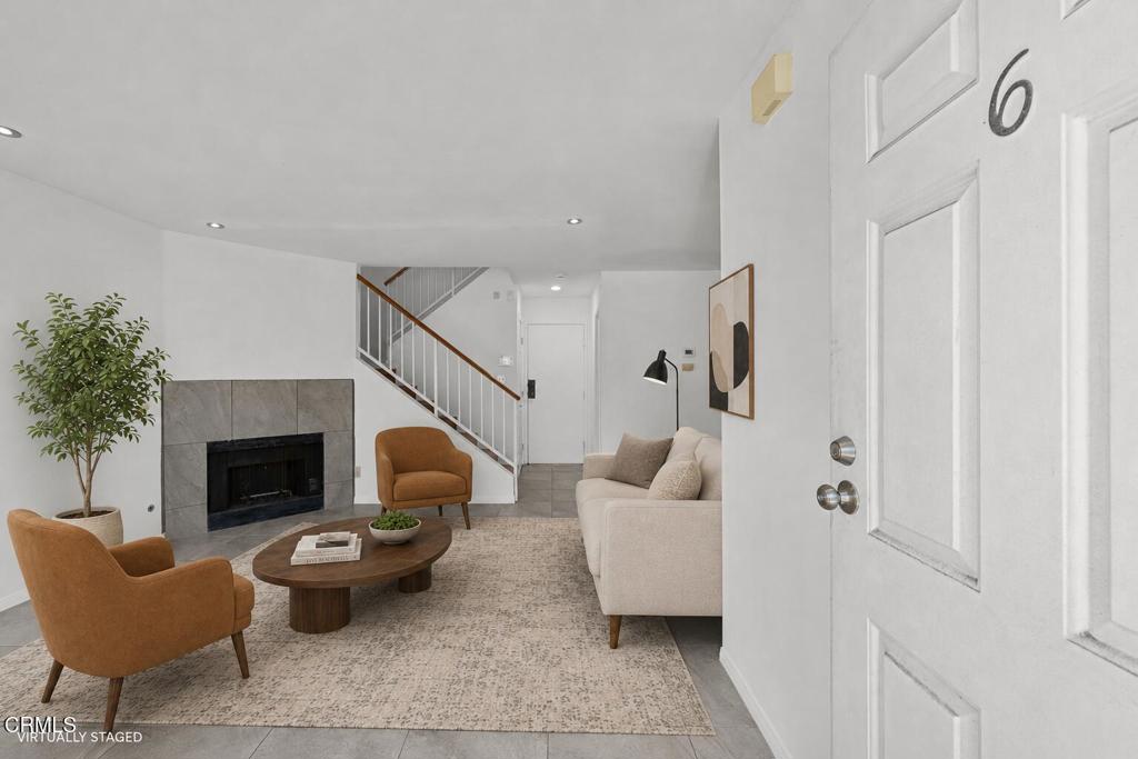 Residential in Paramount 5