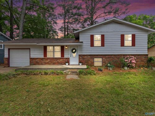 3825 Pinedale Dr Sw, Huntsville, AL, 35805-4957 | Card Image