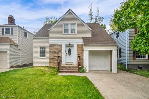 21731 Maydale Ave, Euclid, OH, 44123-1924 | Card Image