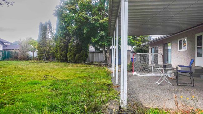 34740 3 Avenue, House other with 2 bedrooms, 1 bathrooms and 12 parking in Abbotsford BC | Image 19