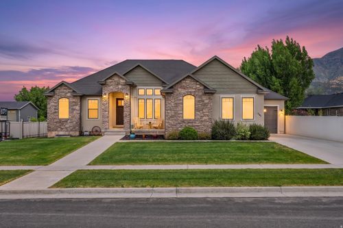 561 E 500 N, Nephi, UT, 84648-1317 | Card Image