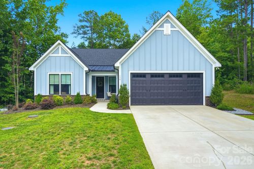 178 Powder Spring Dr, Statesville, NC, 28677-9075 | Card Image