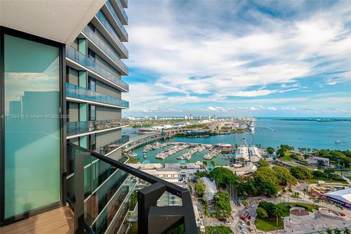 apt-2415-398 Ne 5th St, Miami, FL, 33132-2082 | Card Image