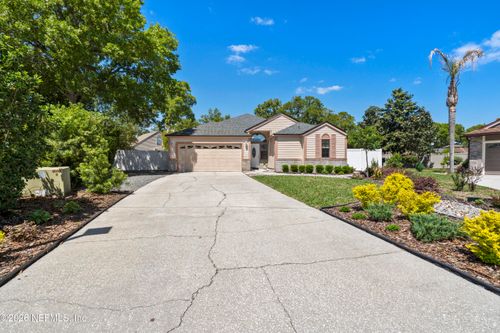 8000 Loch Lomond Ln, Jacksonville, FL, 32244-5519 | Card Image