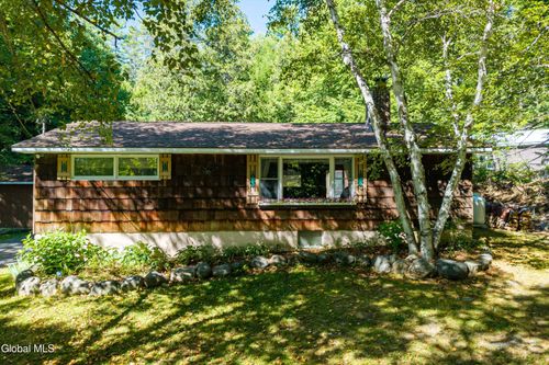 75 White Schoolhouse Rd, Chestertown, NY, 12817-3402 | Card Image