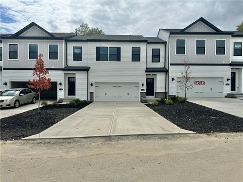 208 Hanover Lane, Meadowlands, PA, 15342 | Card Image