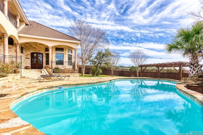 192 County Road 2812, House other with 5 bedrooms, 4 bathrooms and null parking in Mico TX | Image 34