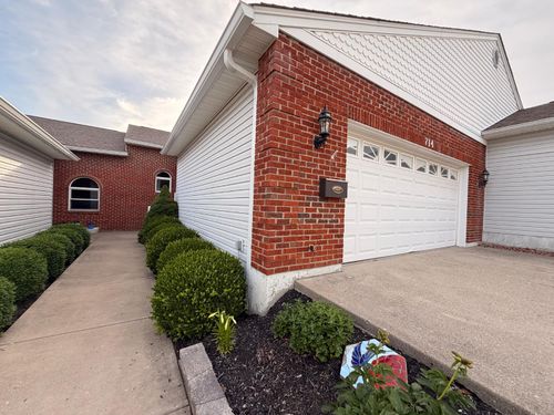 714 Three Mile, Lawrenceburg, IN, 47025 | Card Image