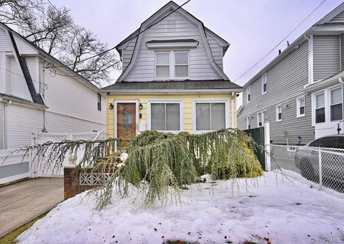 88-48 213th St, Queens Village, NY, 11427-2326 | Card Image