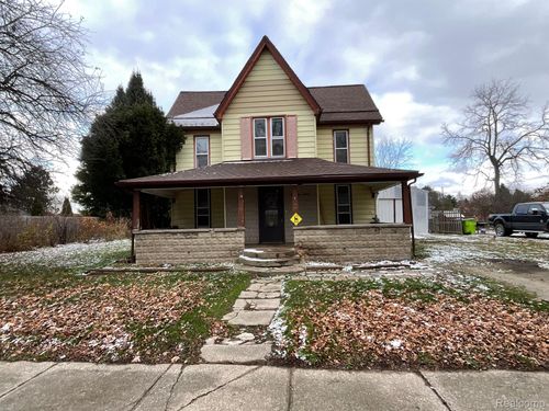 4530 East Rd, Leonard, MI, 48367-7706 | Card Image