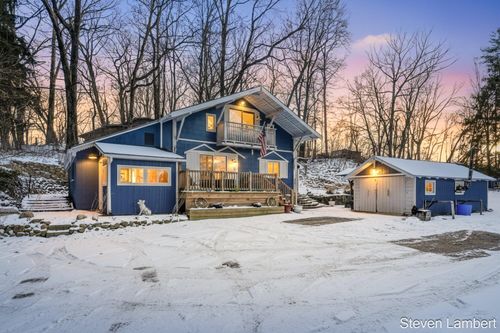 4440 M 37 Hwy, Hastings, MI, 49058-9379 | Card Image