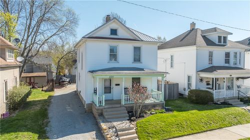 1121 Broadway, Piqua, OH, 45356-1703 | Card Image