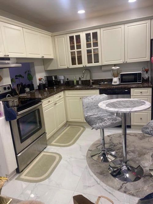 105 Lake Irene Dr, West Palm Beach, FL, 33411-2209 | Card Image