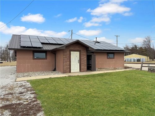 1806 E State Route 133, Hindsboro, IL, 61930-3578 | Card Image