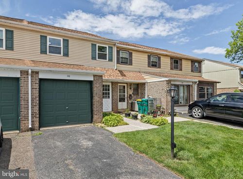 110 Orchard Ct, ROYERSFORD, PA, 19468-2902 | Card Image