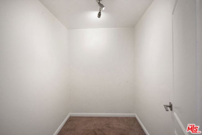 APT-802 - 880 W 1 St St, Condo with 1 bedrooms, 1 bathrooms and 1 parking in Los Angeles CA | Image 16