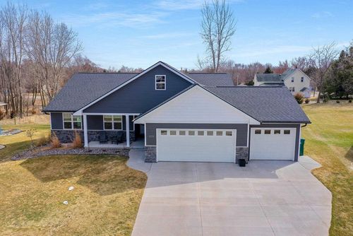 1221 Velsen Road, Howard, WI, 54313 | Card Image