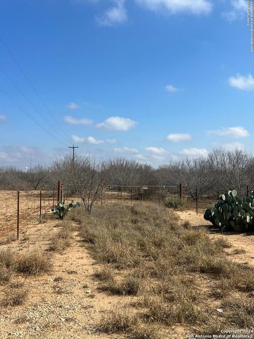 2453 Fm 1917, Carrizo Springs, TX, 78834-4698 | Card Image