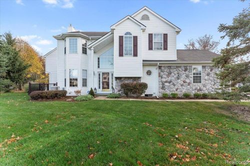 20210 Island Estate Drive, Grosse Ile Twp, MI, 48138 | Card Image