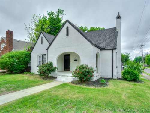 1204 S Columbia Ave, Tulsa, OK, 74104-4321 | Card Image