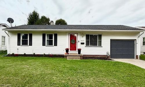 2619 Center Ave, Alliance, OH, 44601-4510 | Card Image