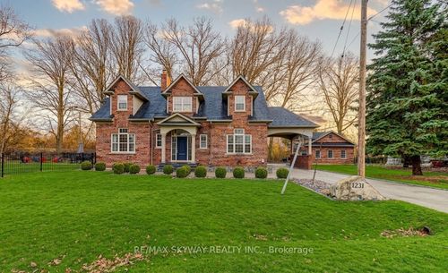 1231 Martins Blvd, Brampton, ON, L6Y0A1 | Card Image