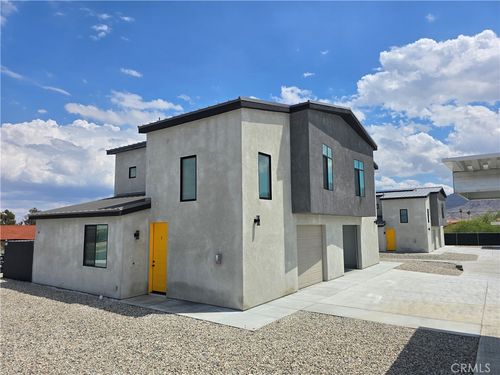 2-5967 Bagley Ave, 29 Palms, CA, 92277-2212 | Card Image