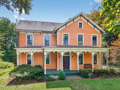 313 Cottekill Rd, Stone Ridge, NY, 12484-5103 | Card Image