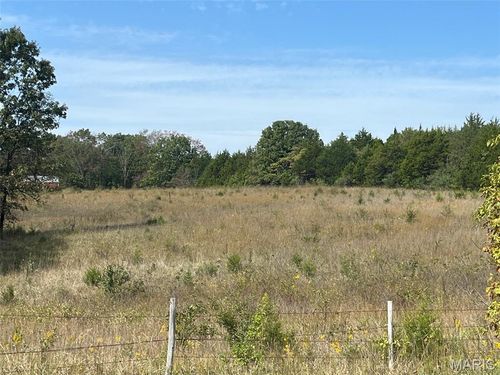 103 Coffeyton Rd, Bourbon, MO, 65441-7256 | Card Image