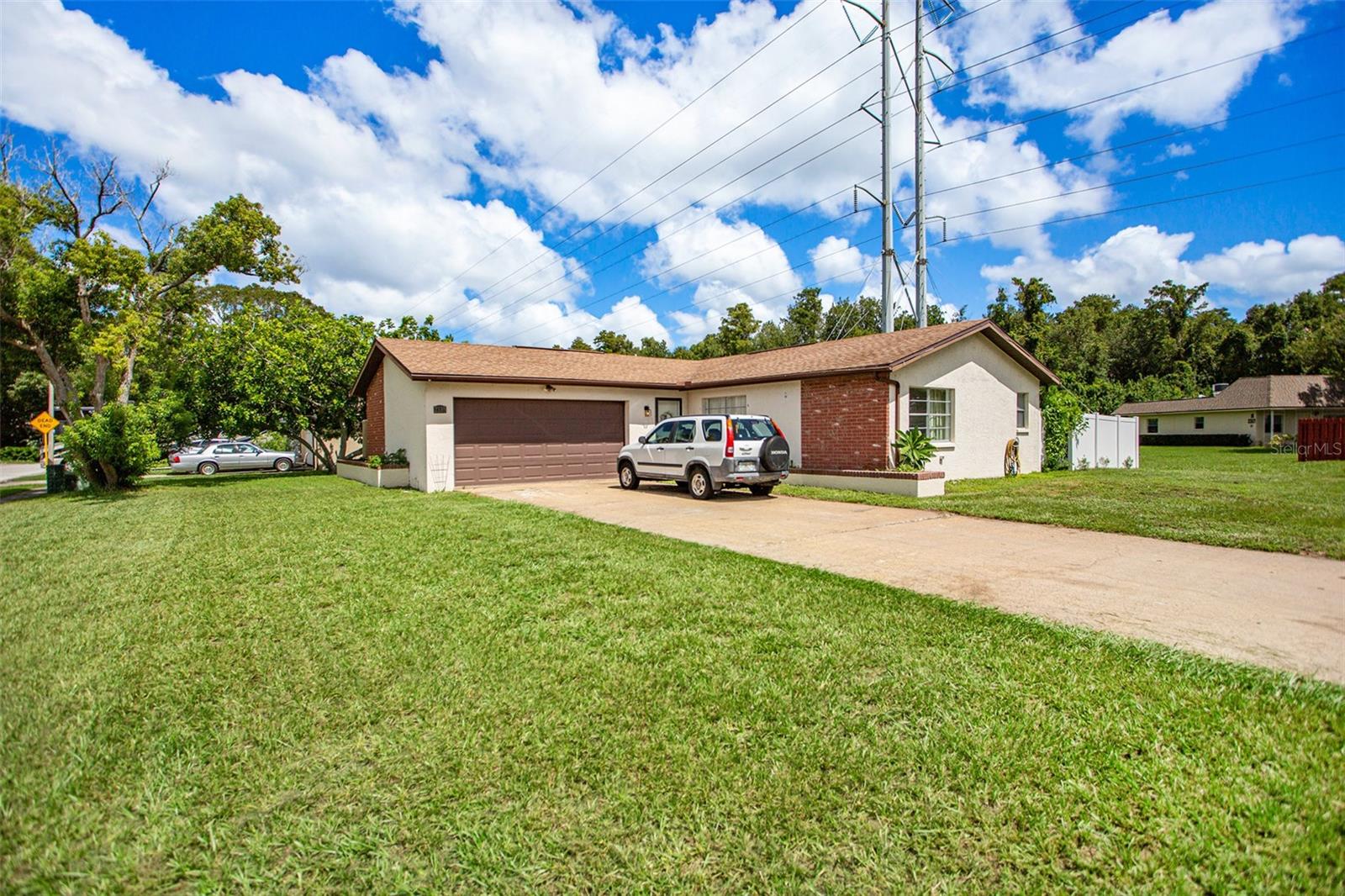 Walton Cir, Palm Harbor, FL 34683