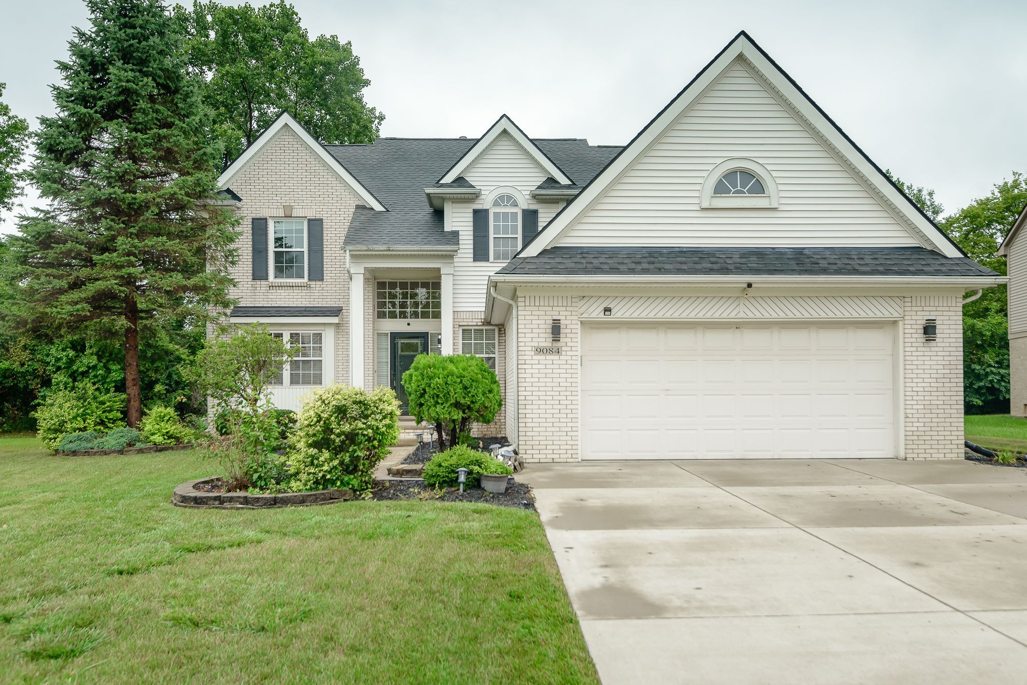 Walden Dr, Van Buren Township, MI 48111