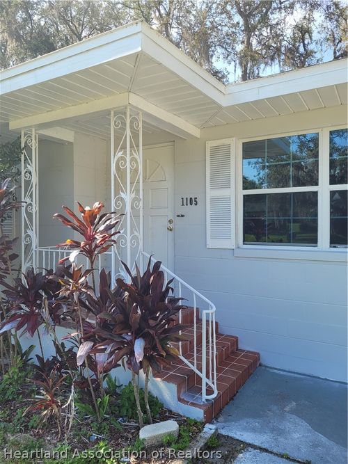 1105 Taseschee Dr, Sebring, FL, 33870-2470 | Card Image