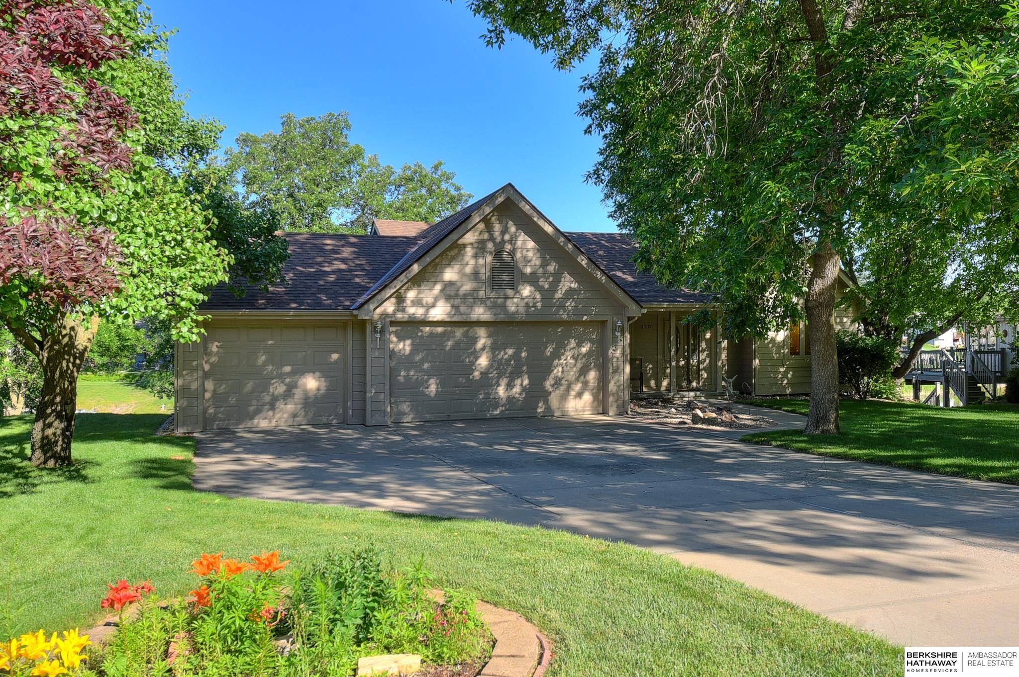 Riverside Dr, Waterloo, NE 68069