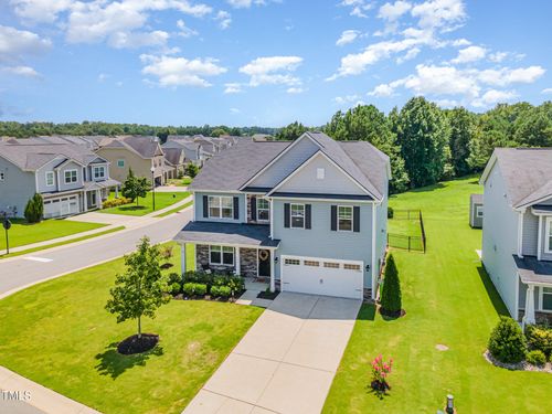 609 Golden Plum Ln, Zebulon, NC, 27597-9271 | Card Image