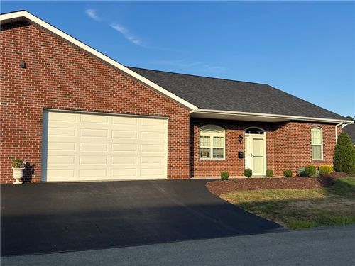 901 Valentina Ln, Lower Burrell, PA, 15068-7909 | Card Image