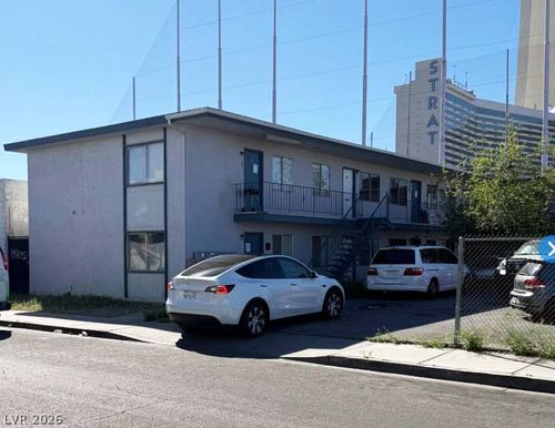 17-115 W New York Ave, Las Vegas, NV, 89102-2731 | Card Image