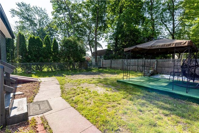 32 Sykes St, House other with 3 bedrooms, 1 bathrooms and 5 parking in Warwick RI | Image 17