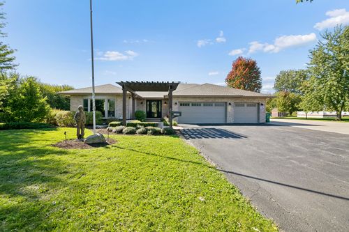23826 S Schoolhouse Rd, Manhattan, IL, 60442-9376 | Card Image