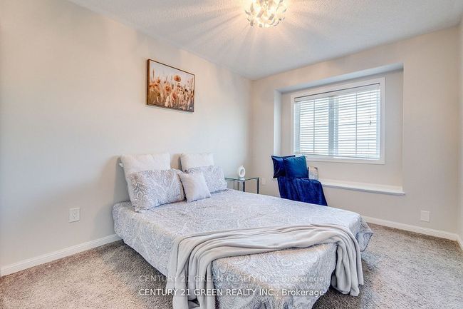 607 Willmott Cres, House attached with 4 bedrooms, 4 bathrooms and 2 parking in Milton ON | Image 26