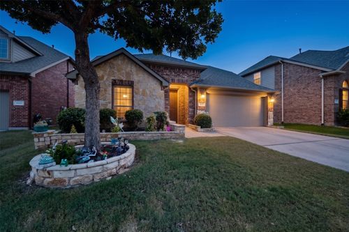 10529 Jackson Hole Ln, Mckinney, TX, 75072-5952 | Card Image